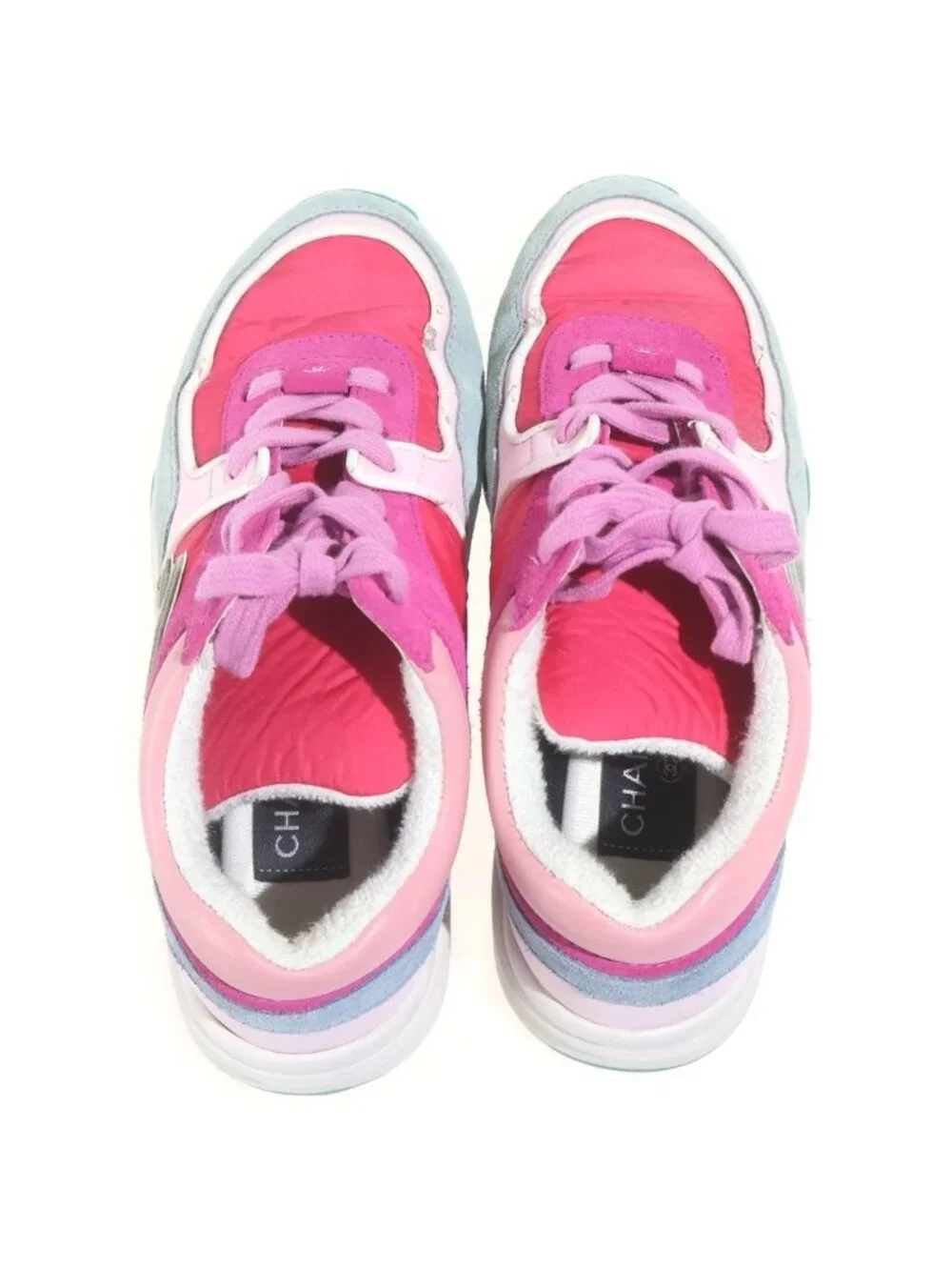 Chanel CC Logo Suede Low Cut Sneakers Pink